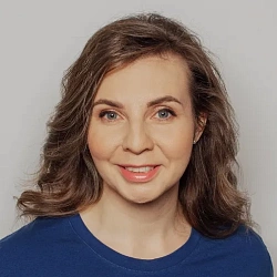 Попович Анастасия Владимировна